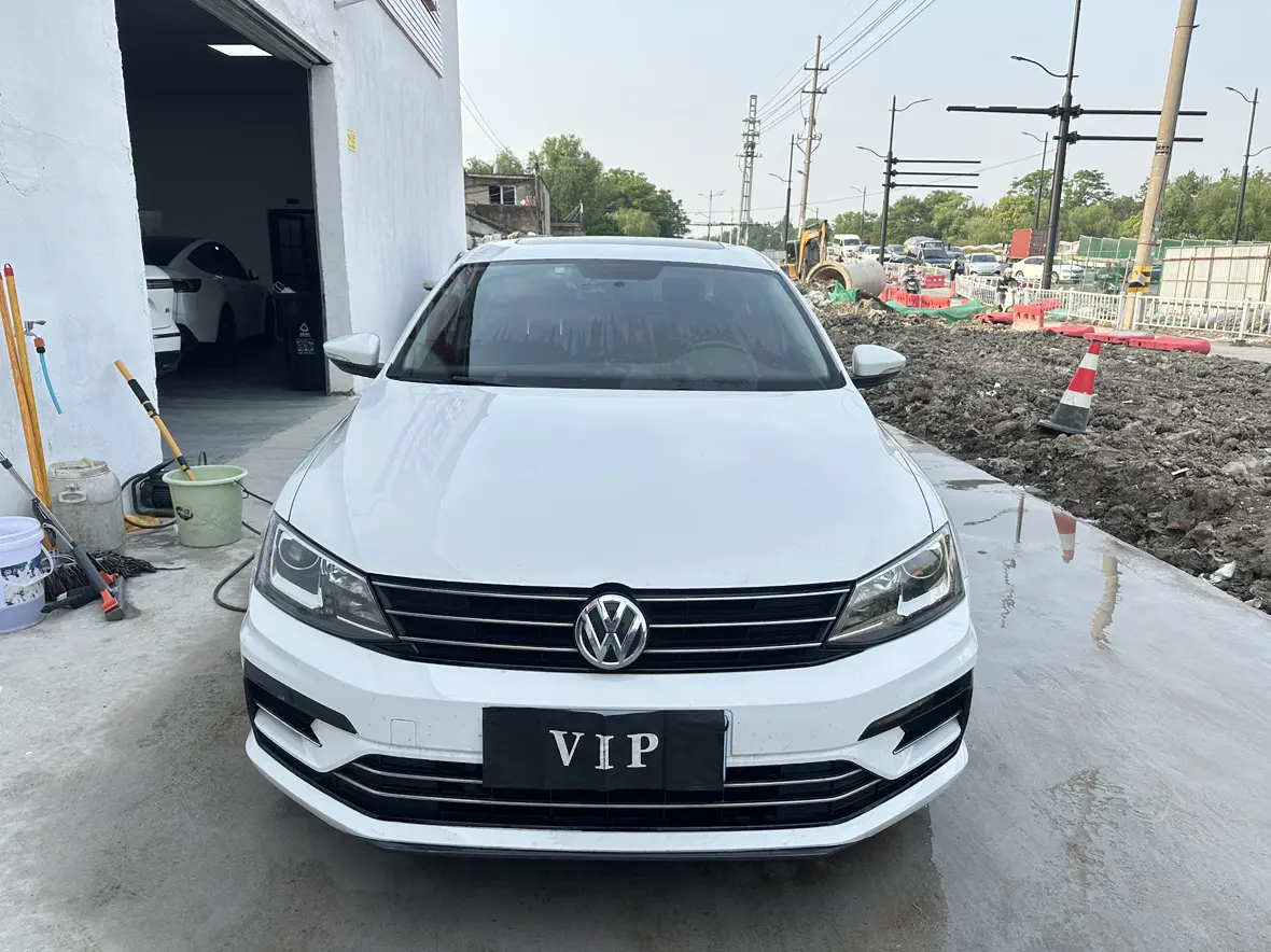 Volkswagen Sagitar