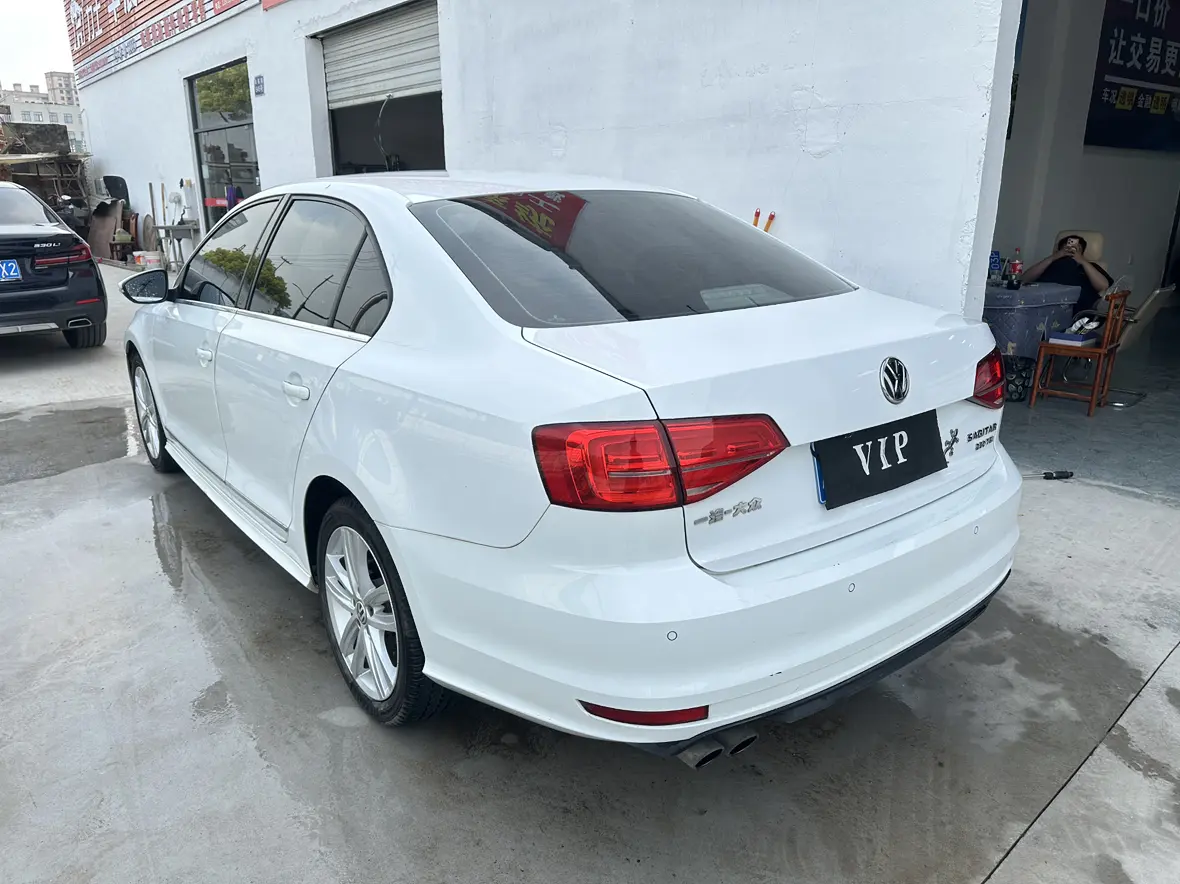 Volkswagen Sagitar