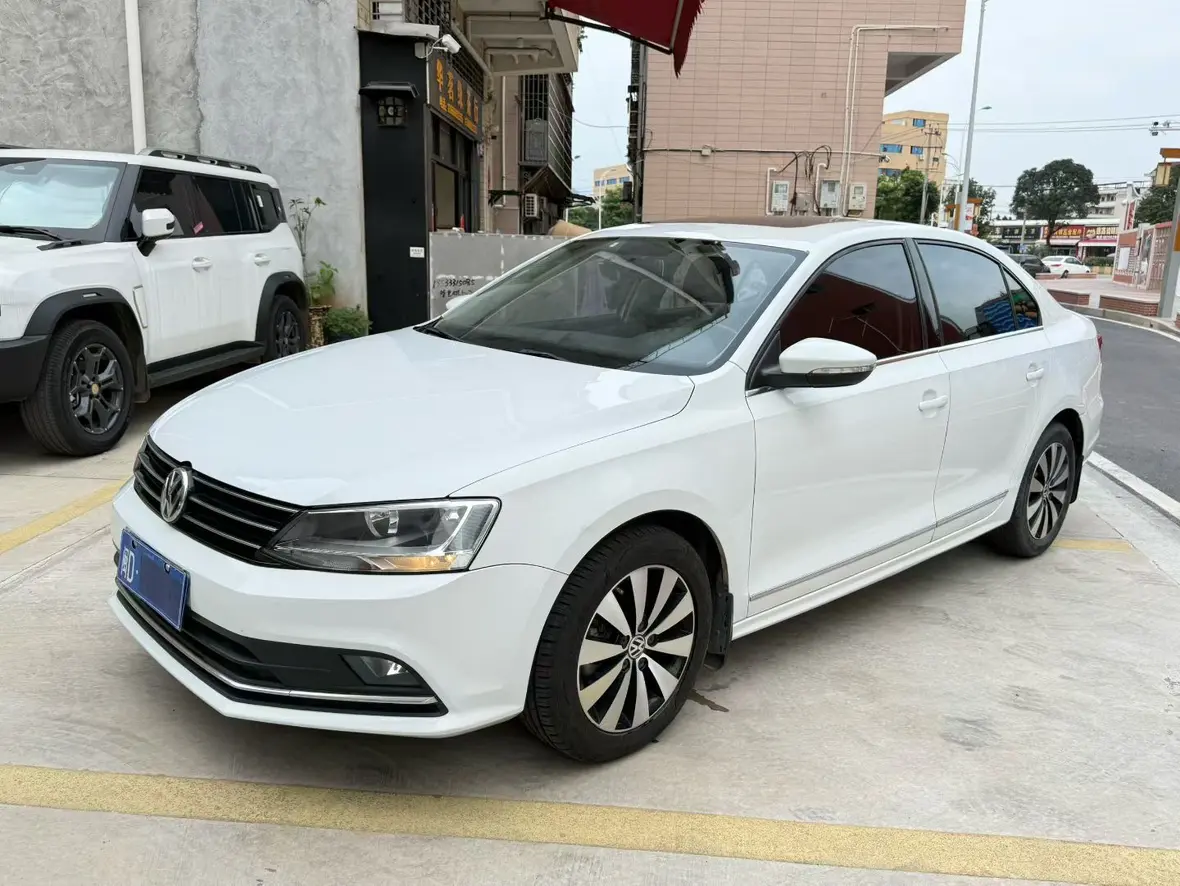 Volkswagen Sagitar