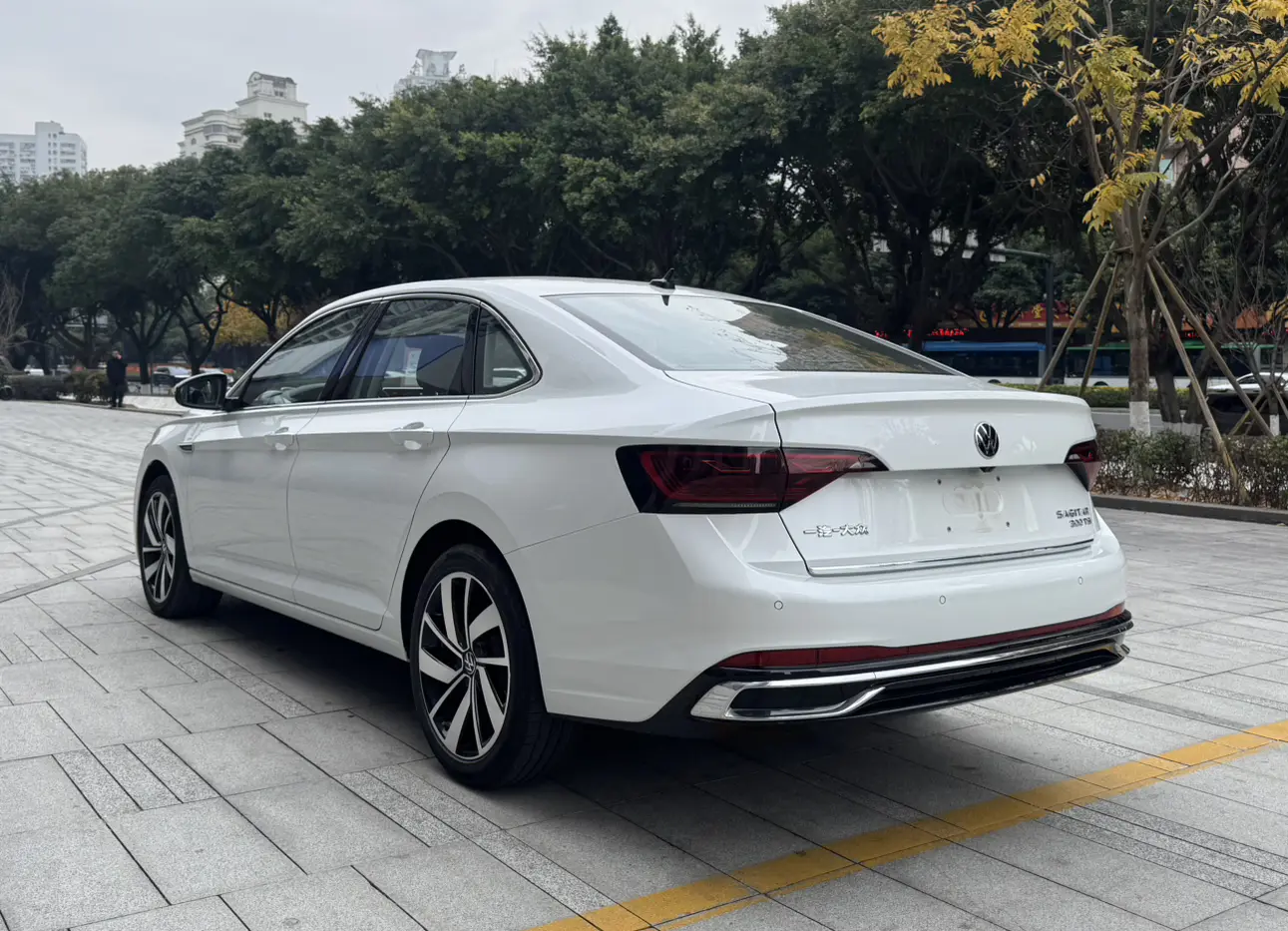 Volkswagen Sagitar