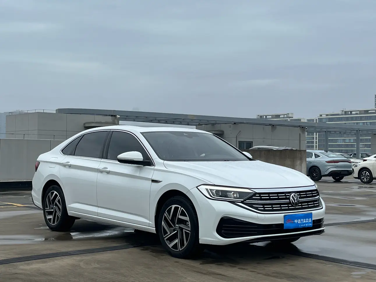 Volkswagen Sagitar
