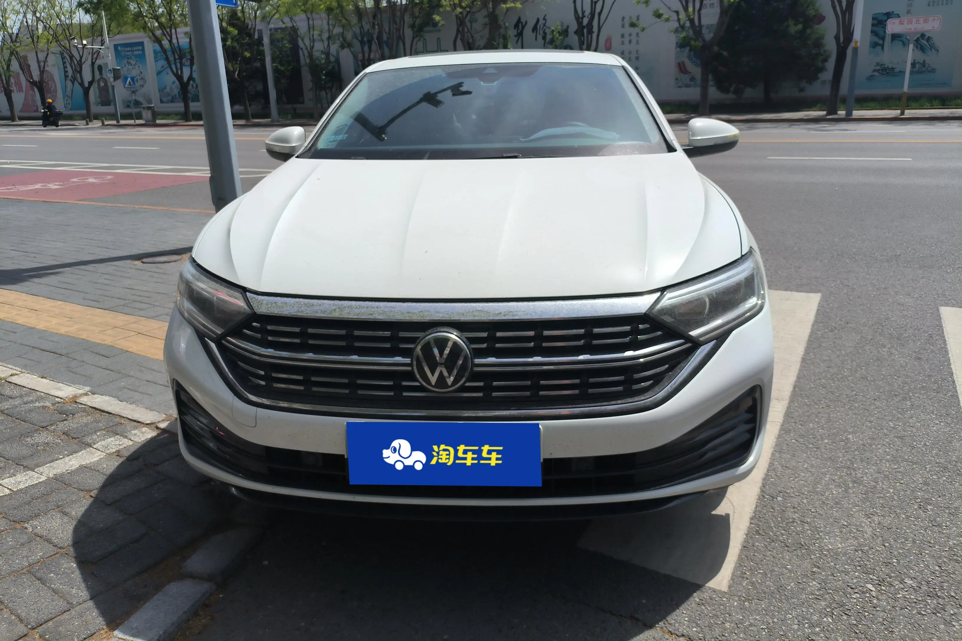Volkswagen Sagitar