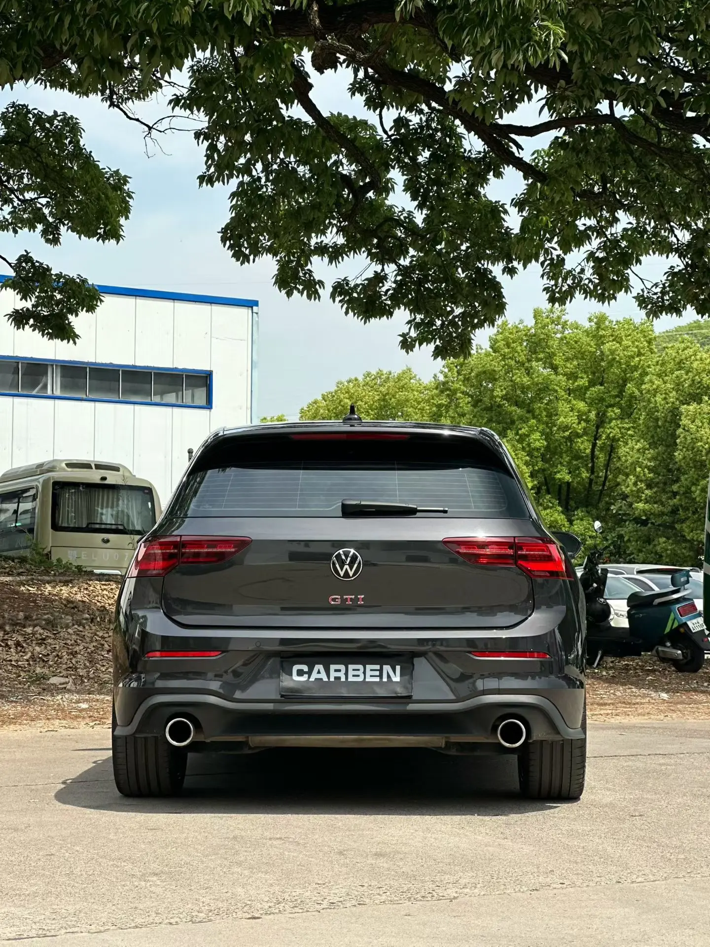 Volkswagen Golf GTI