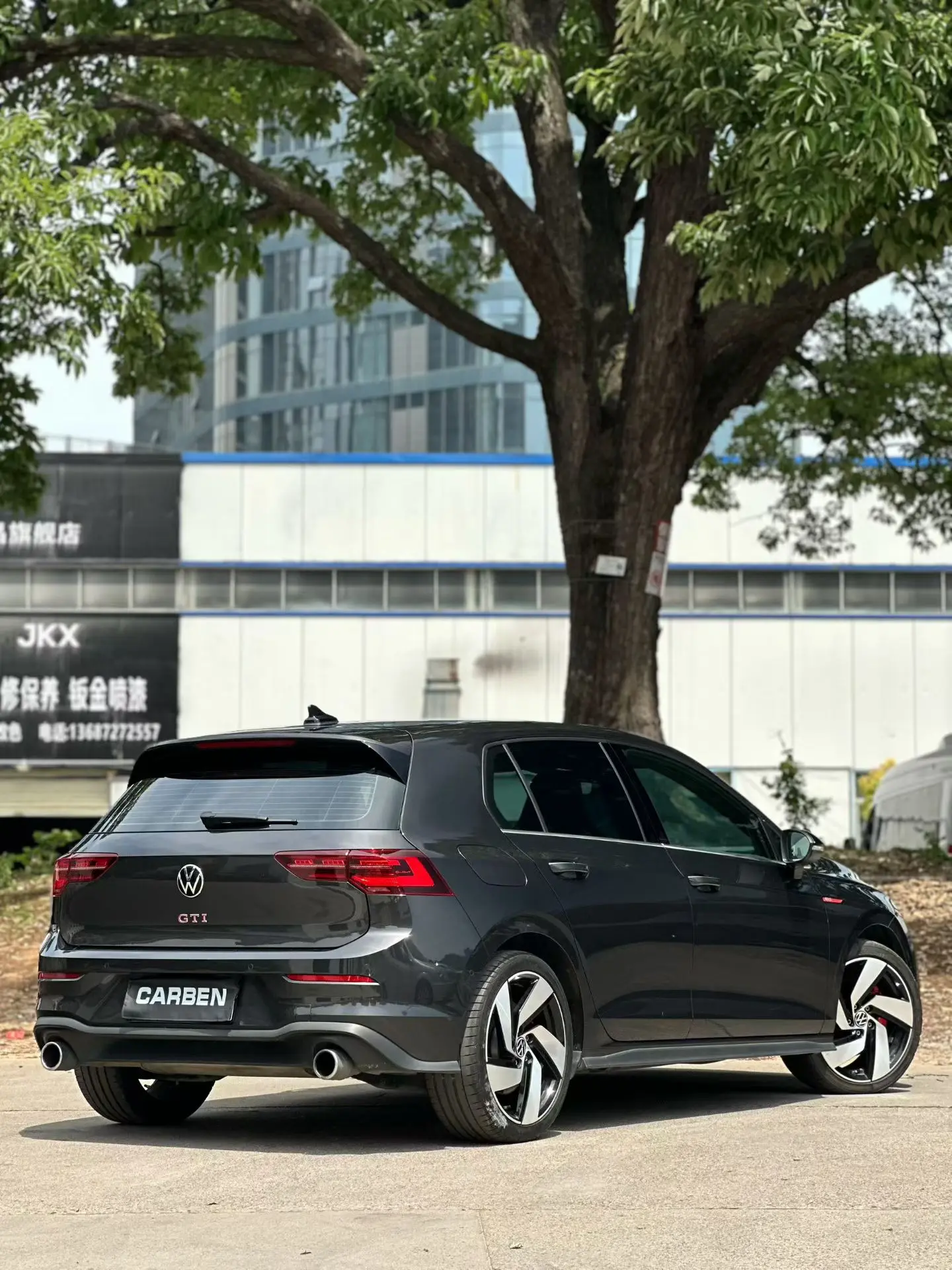 Volkswagen Golf GTI