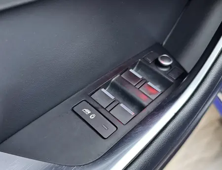 catalog-car-25
