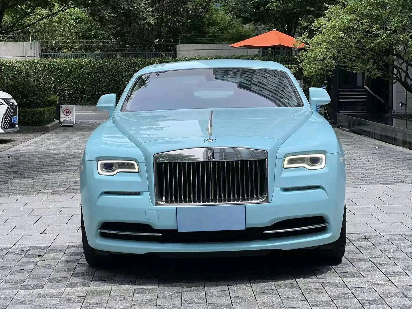 Rolls Royce Phantom