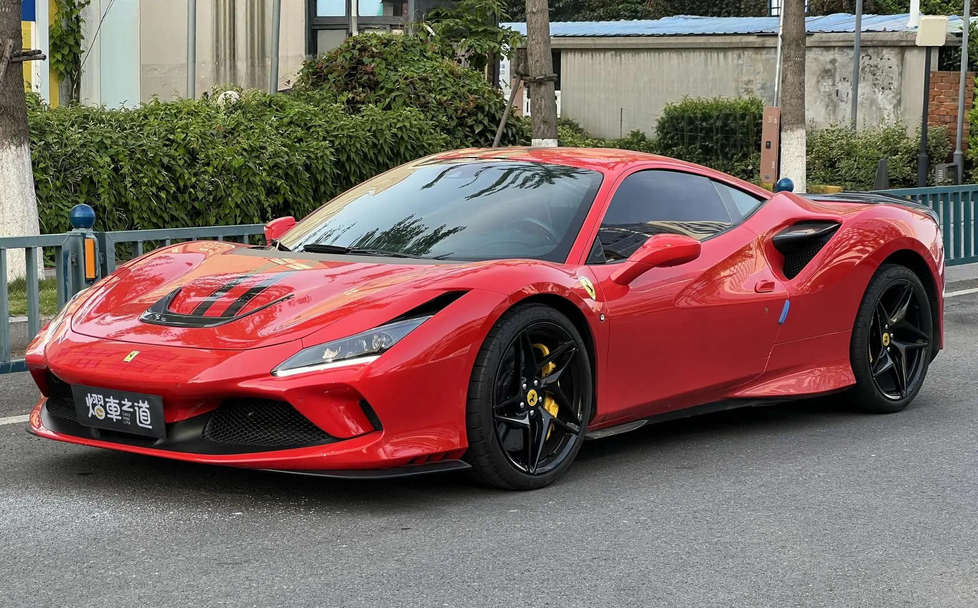 Ferrari F8