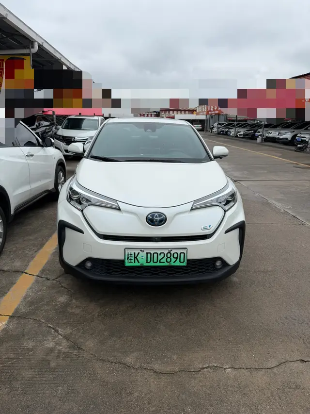 Toyota C-HR EV