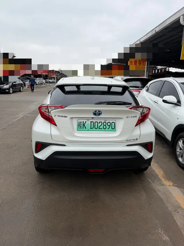 Toyota C-HR EV