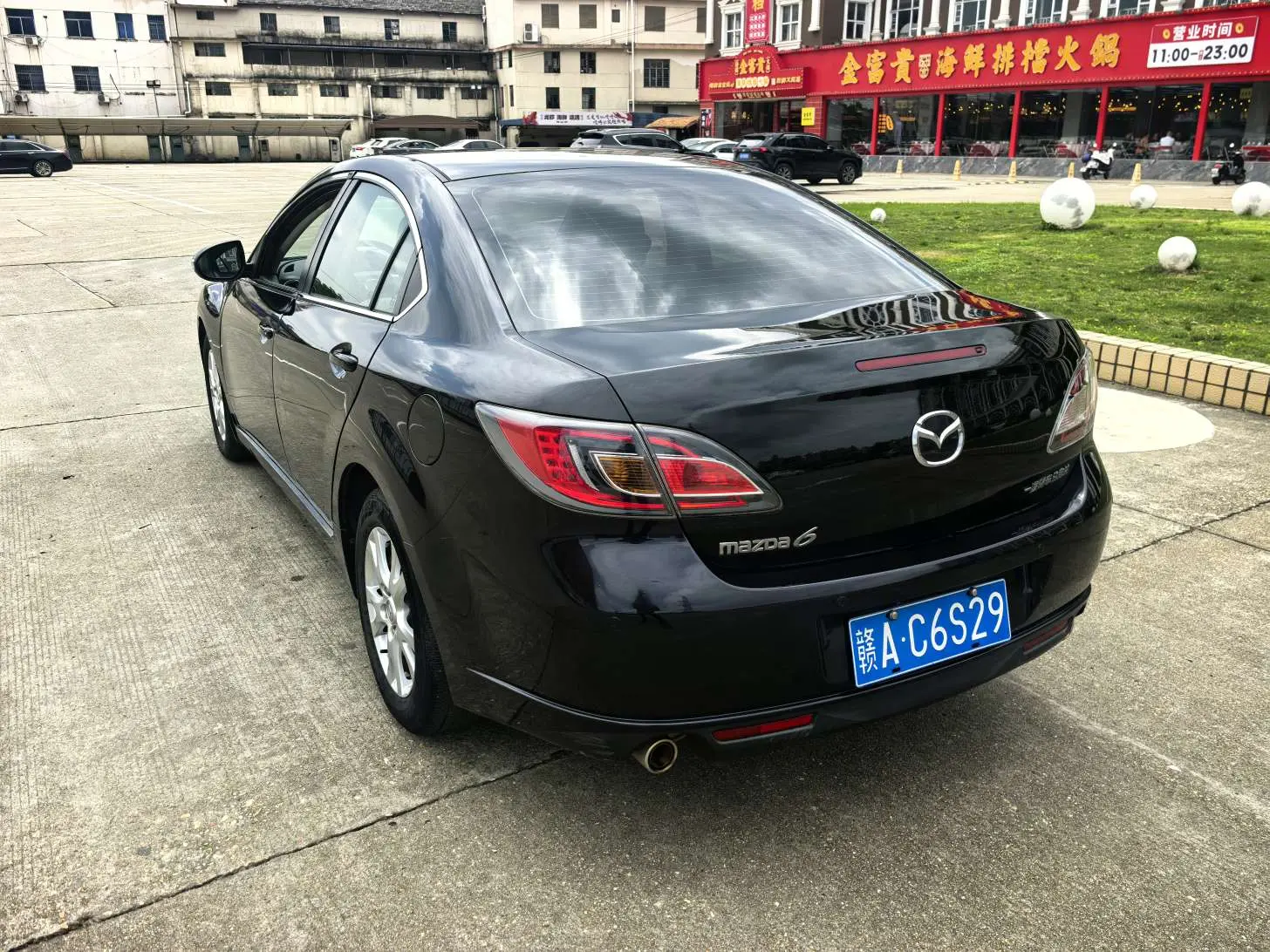 Mazda 6