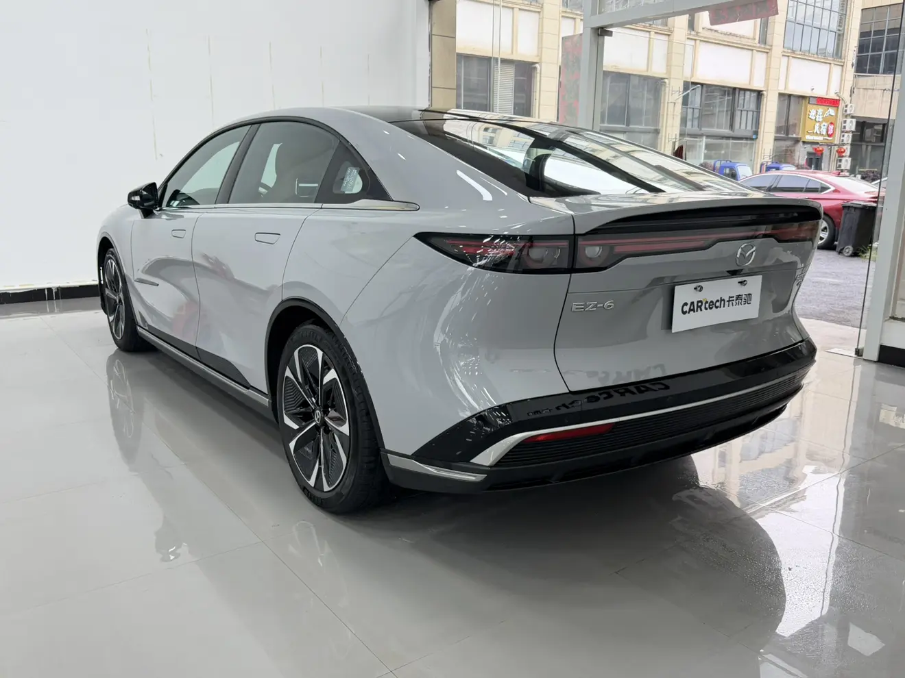 Mazda EZ-6