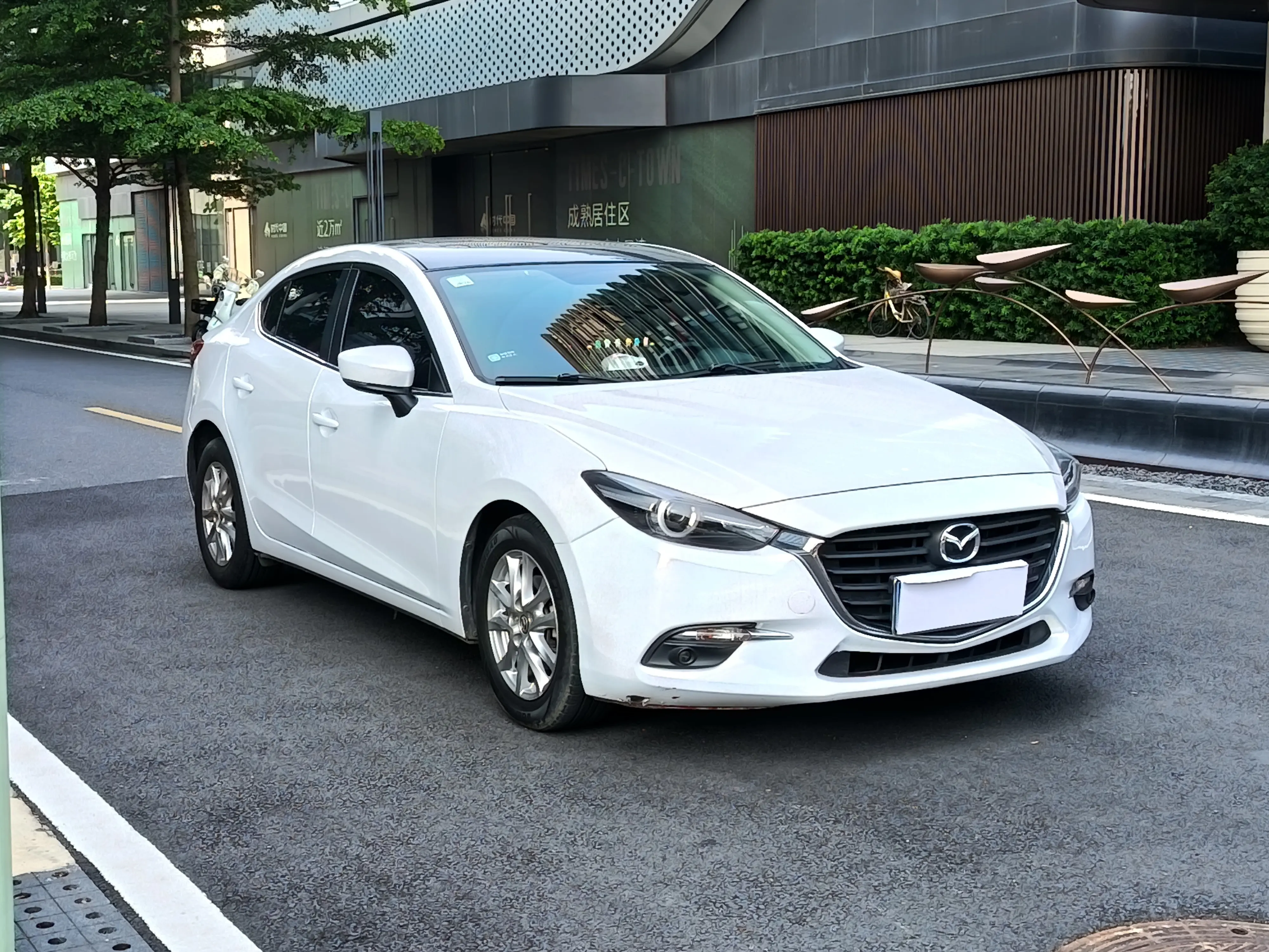 Mazda Axela