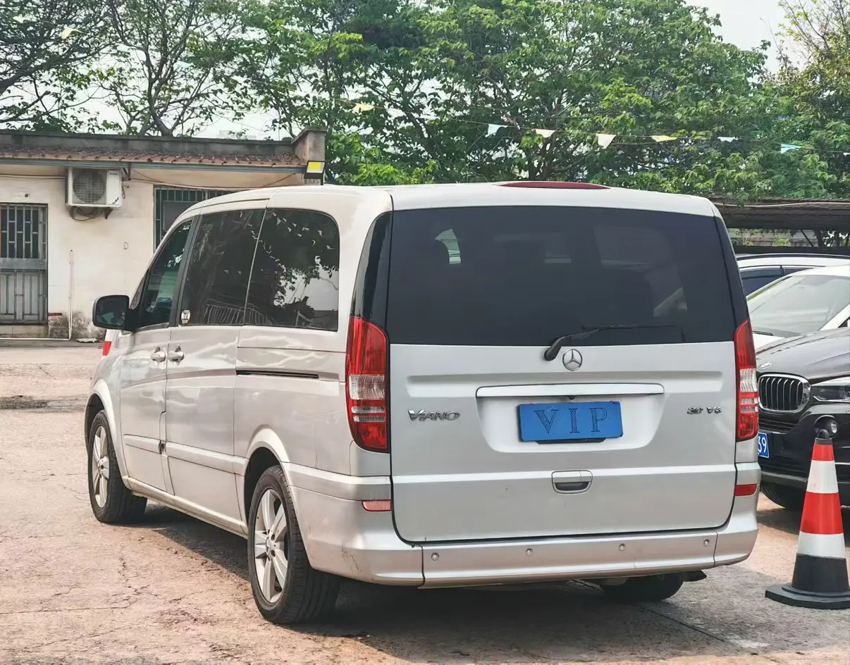 Mercedes-Benz Viano