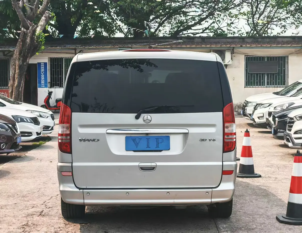 Mercedes-Benz Viano
