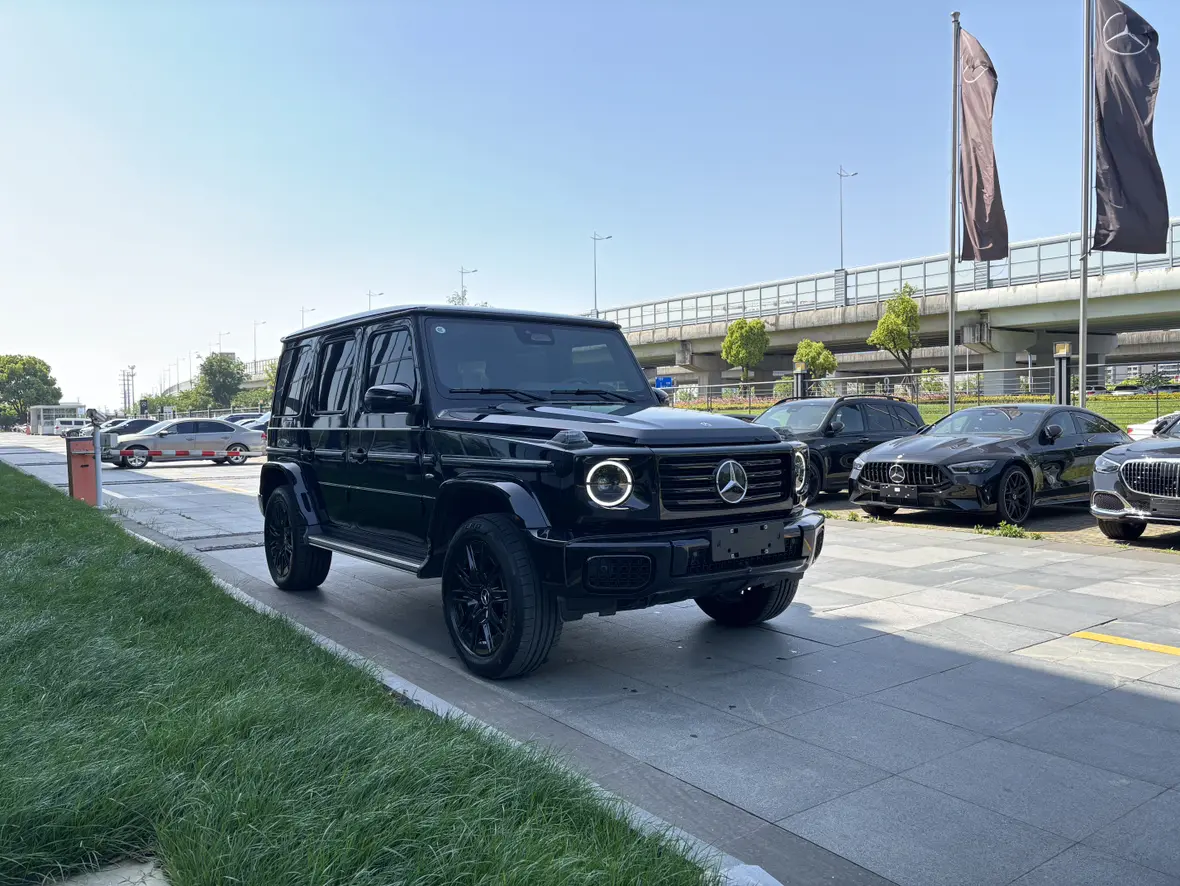 Mercedes-Benz G-Class