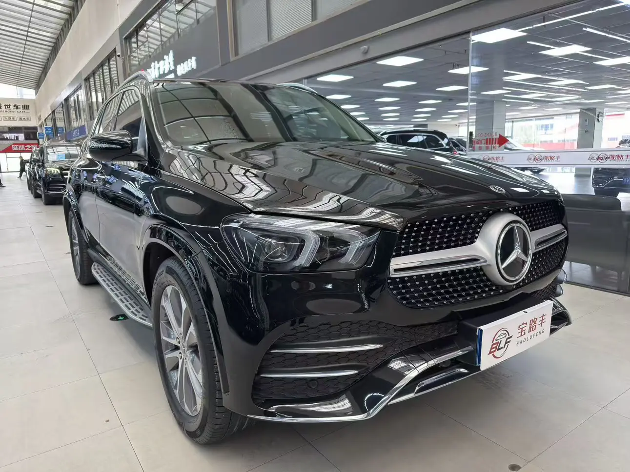 Mercedes-Benz GLE (Imported)