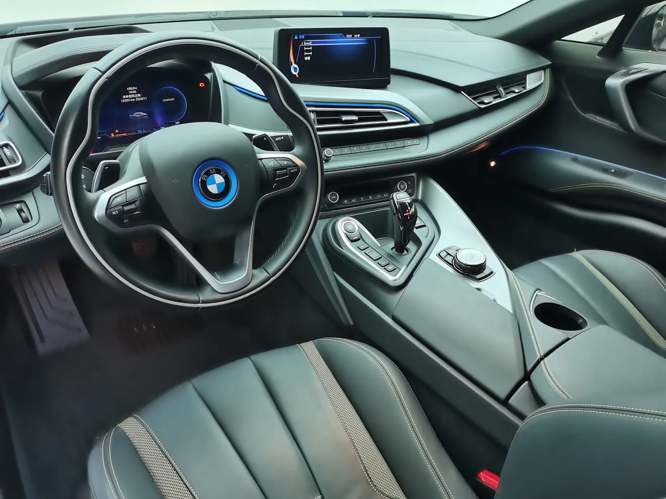 BMW i8