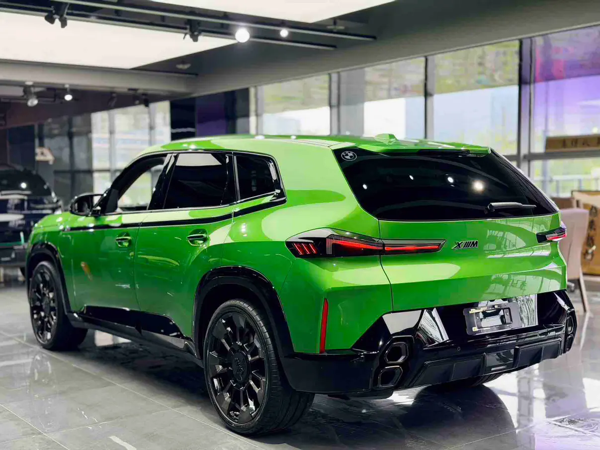 BMW XM