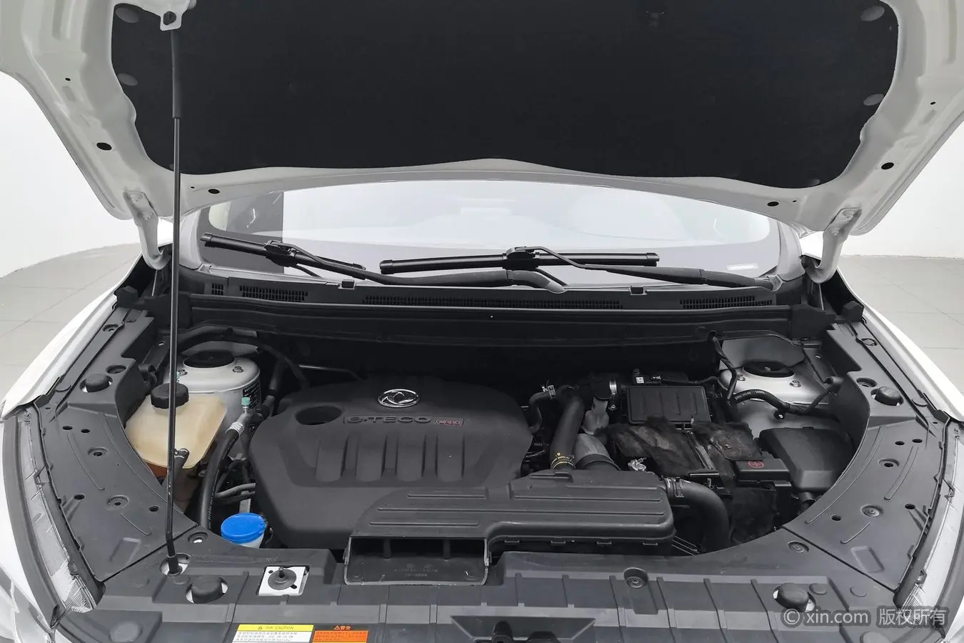 Dongfeng Fengshen AX5