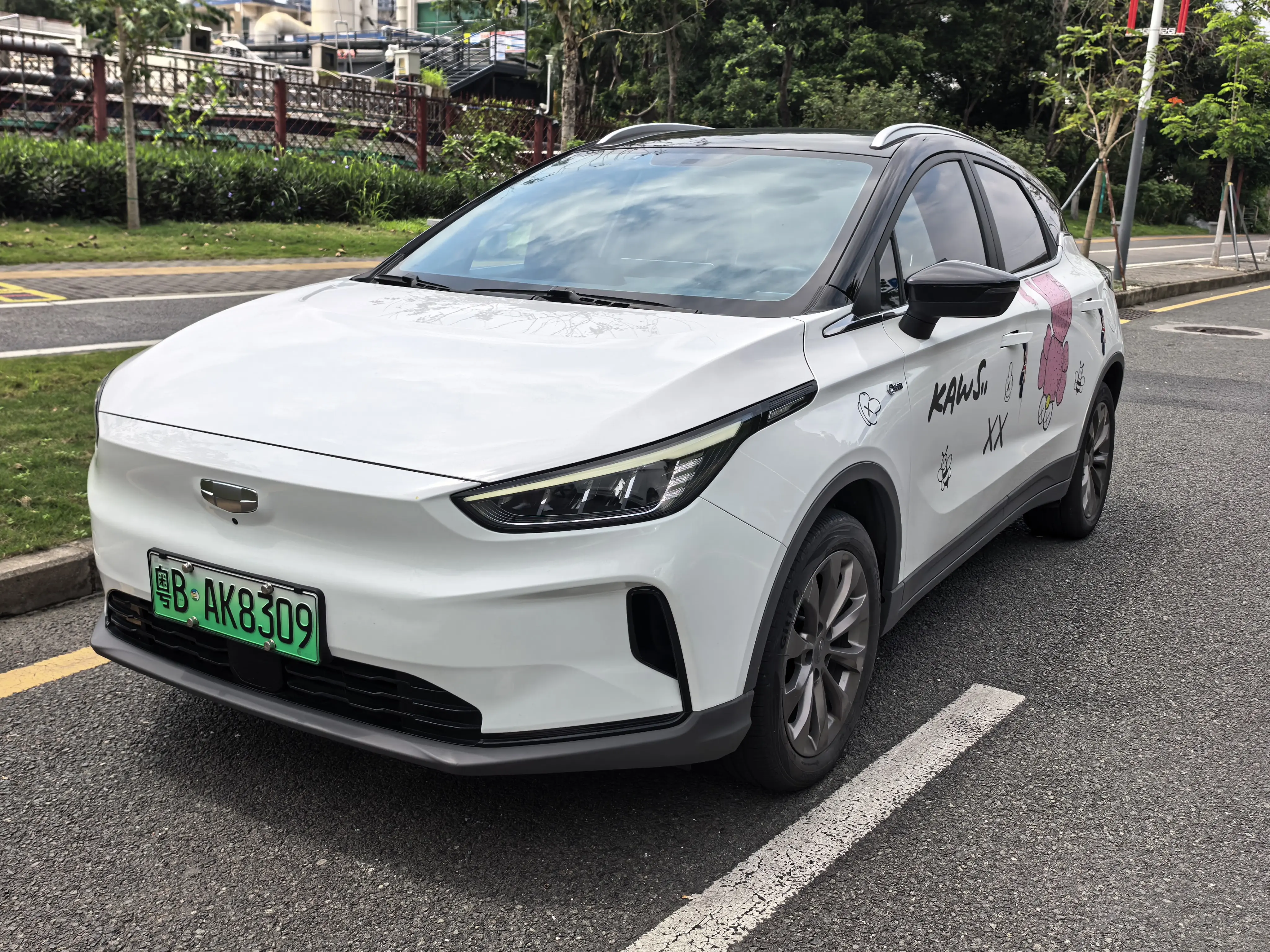 Geely Geometry C