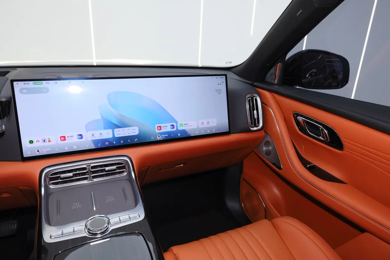 Geely Galaxy M9