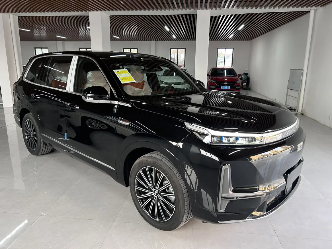 Geely Galaxy M9