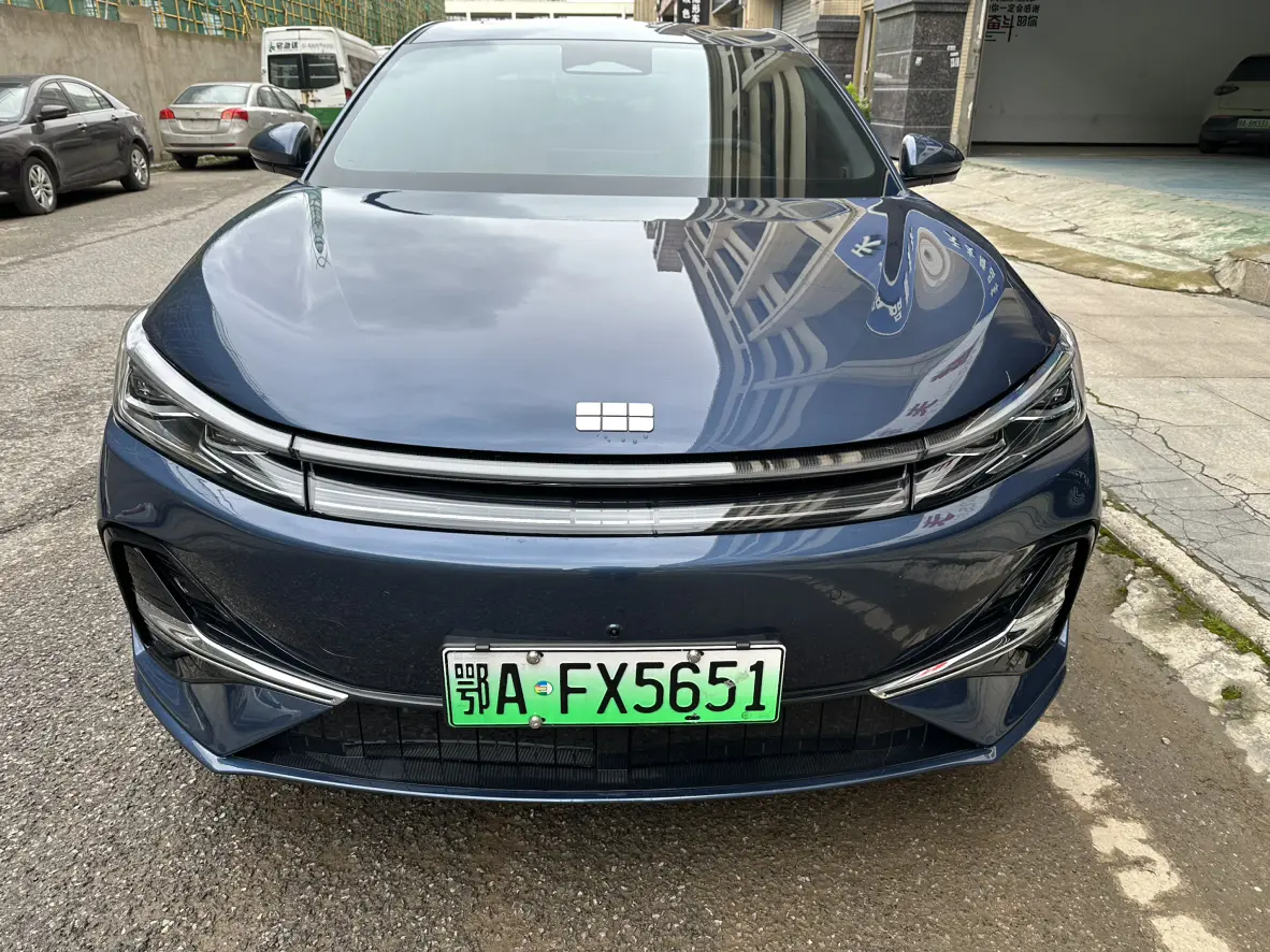 Geely Galaxy A7 EM