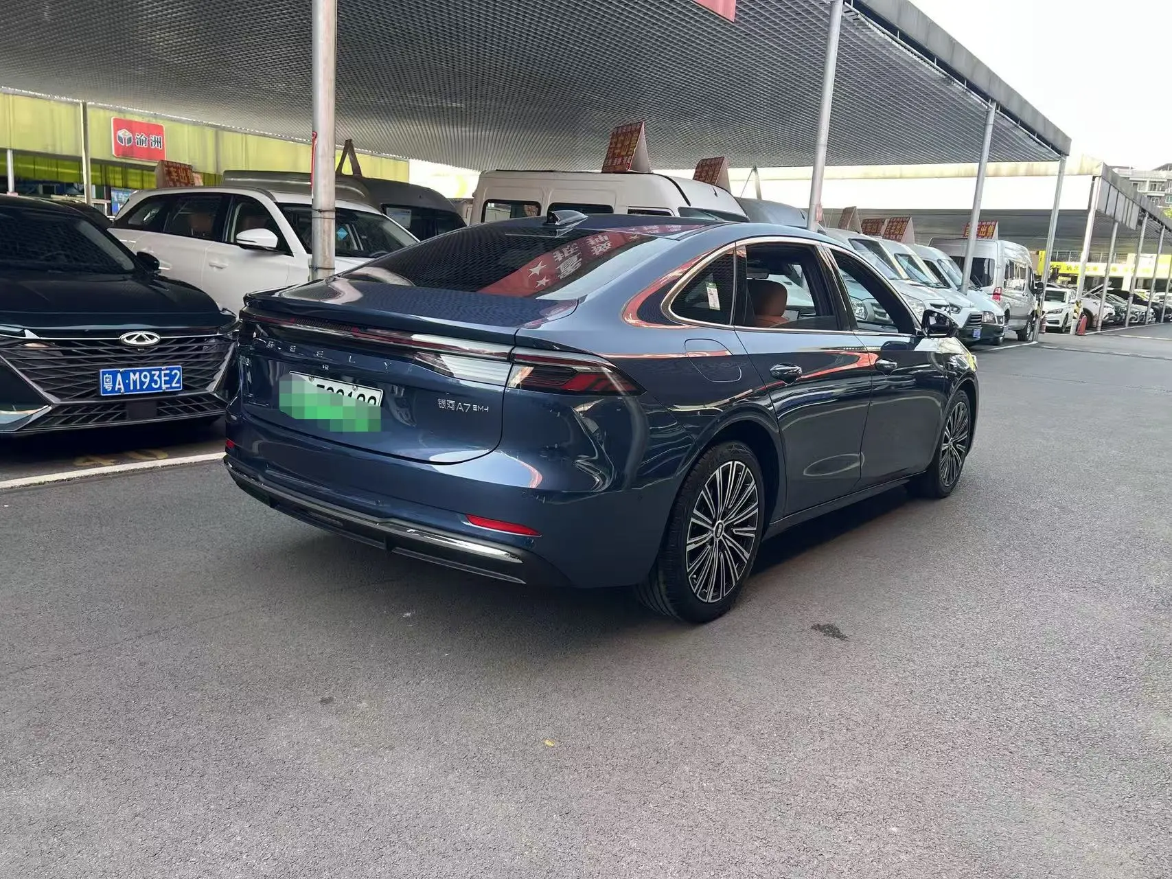 Geely Galaxy A7 EM