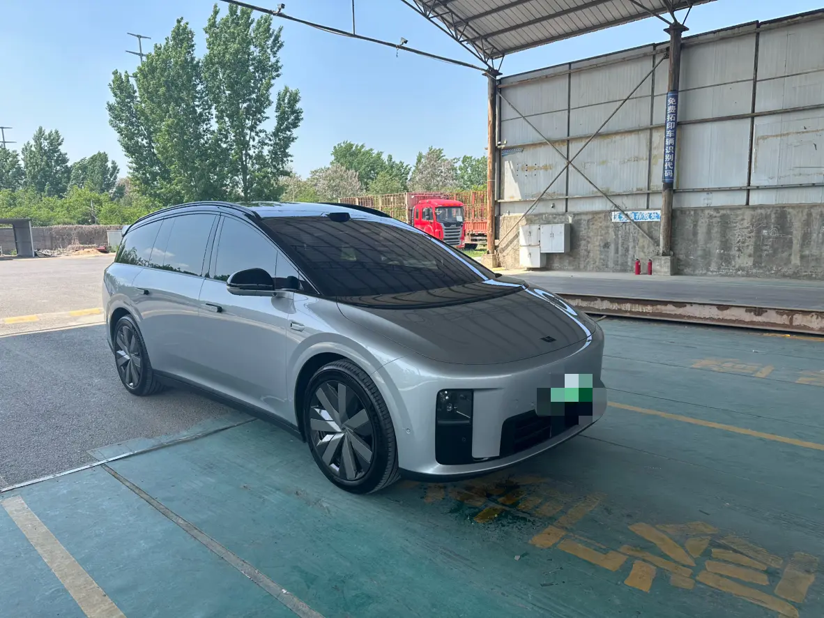 Li Ideal i8