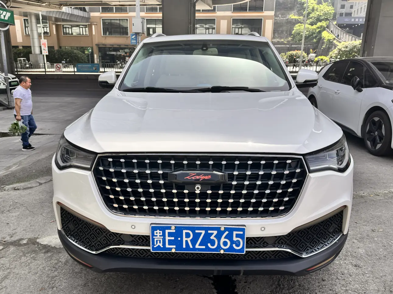 Zotye T800