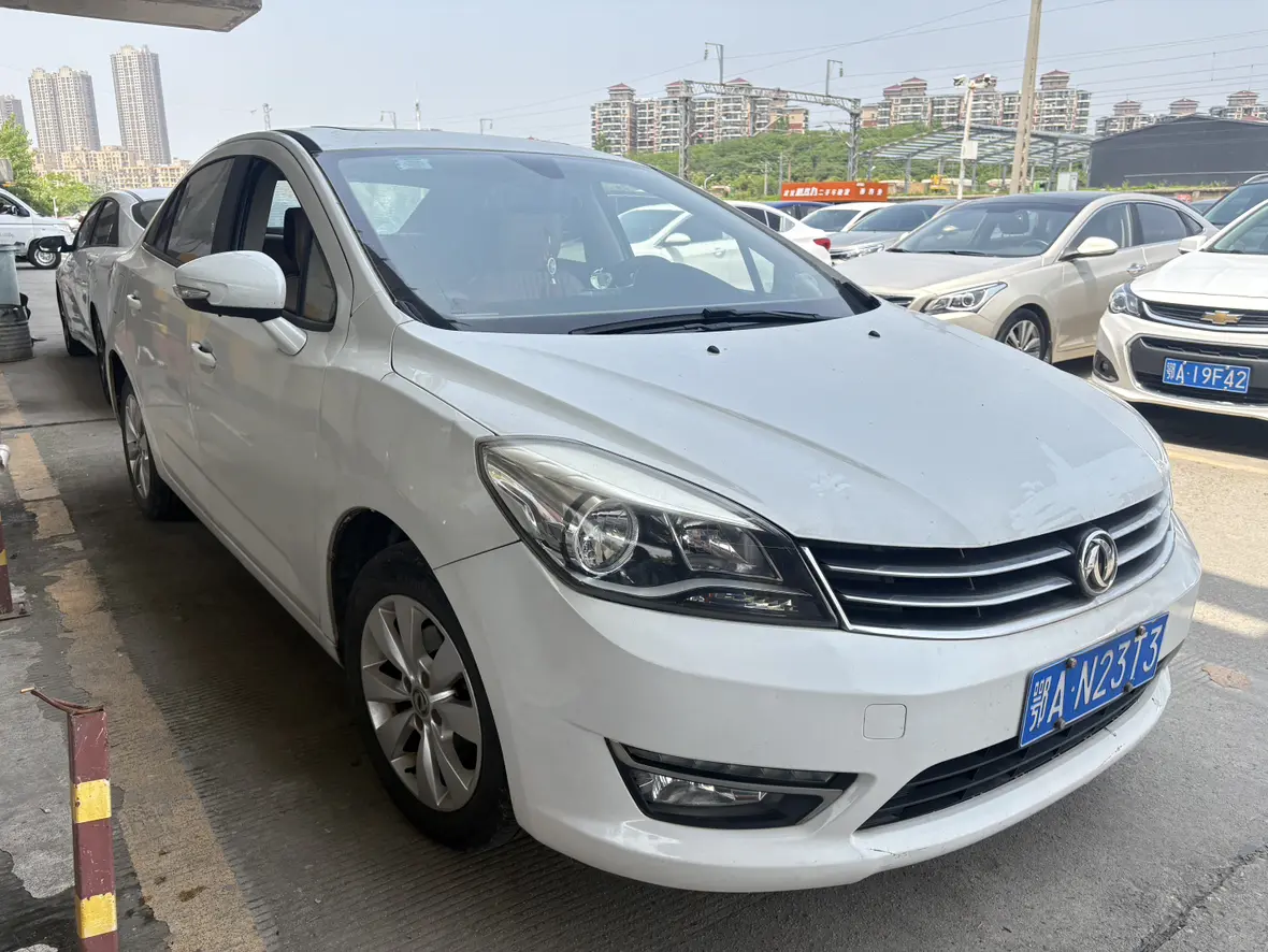 Dongfeng Fengshen L60