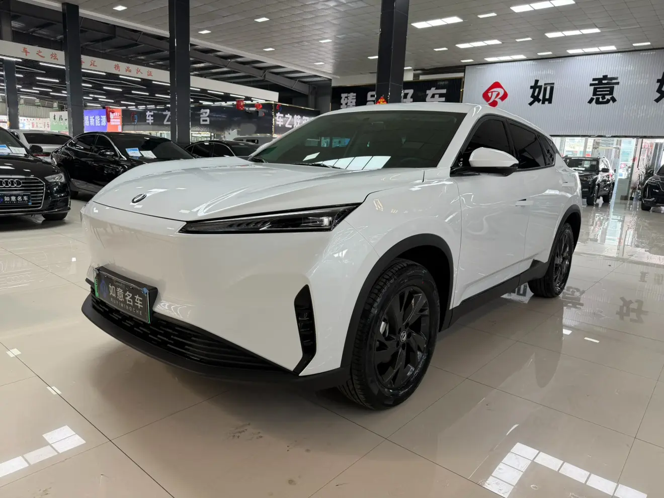 Dongfeng Fengshen L7 EV