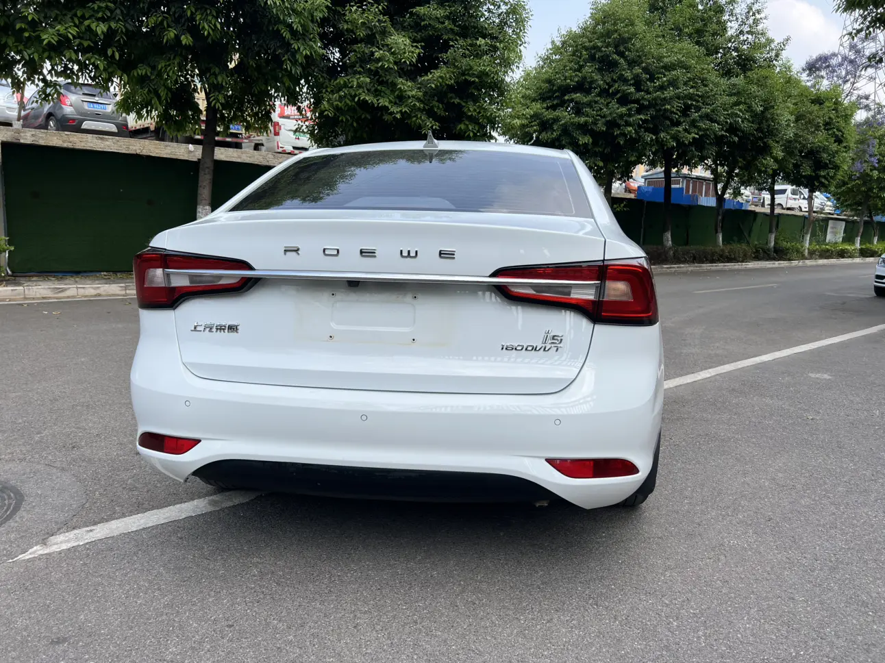 Roewe i5