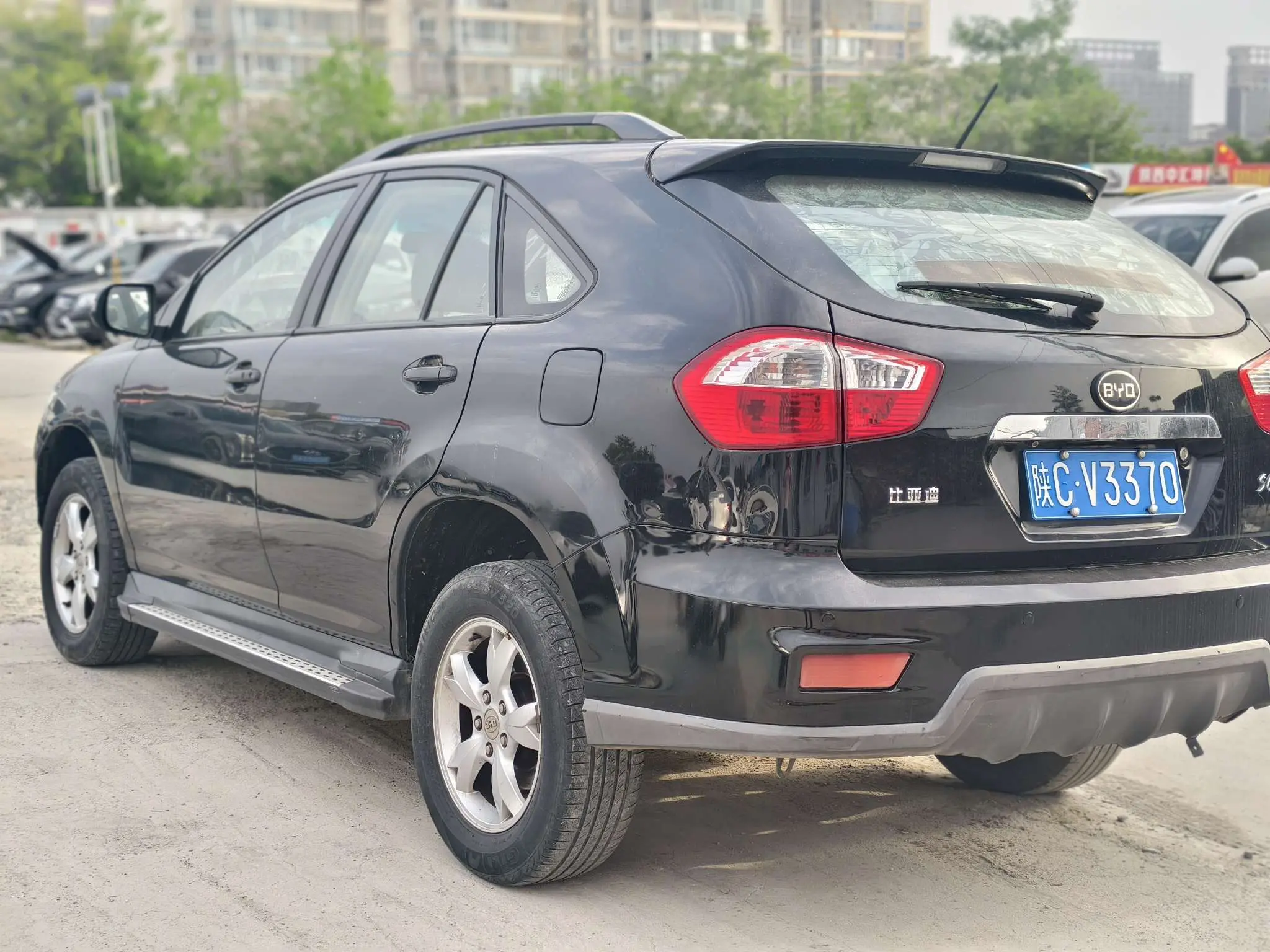 BYD S6
