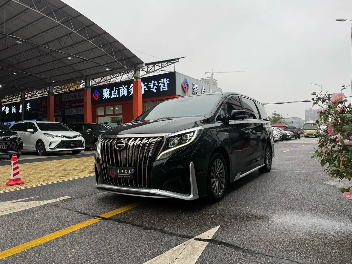 GAC Trumpchi M8