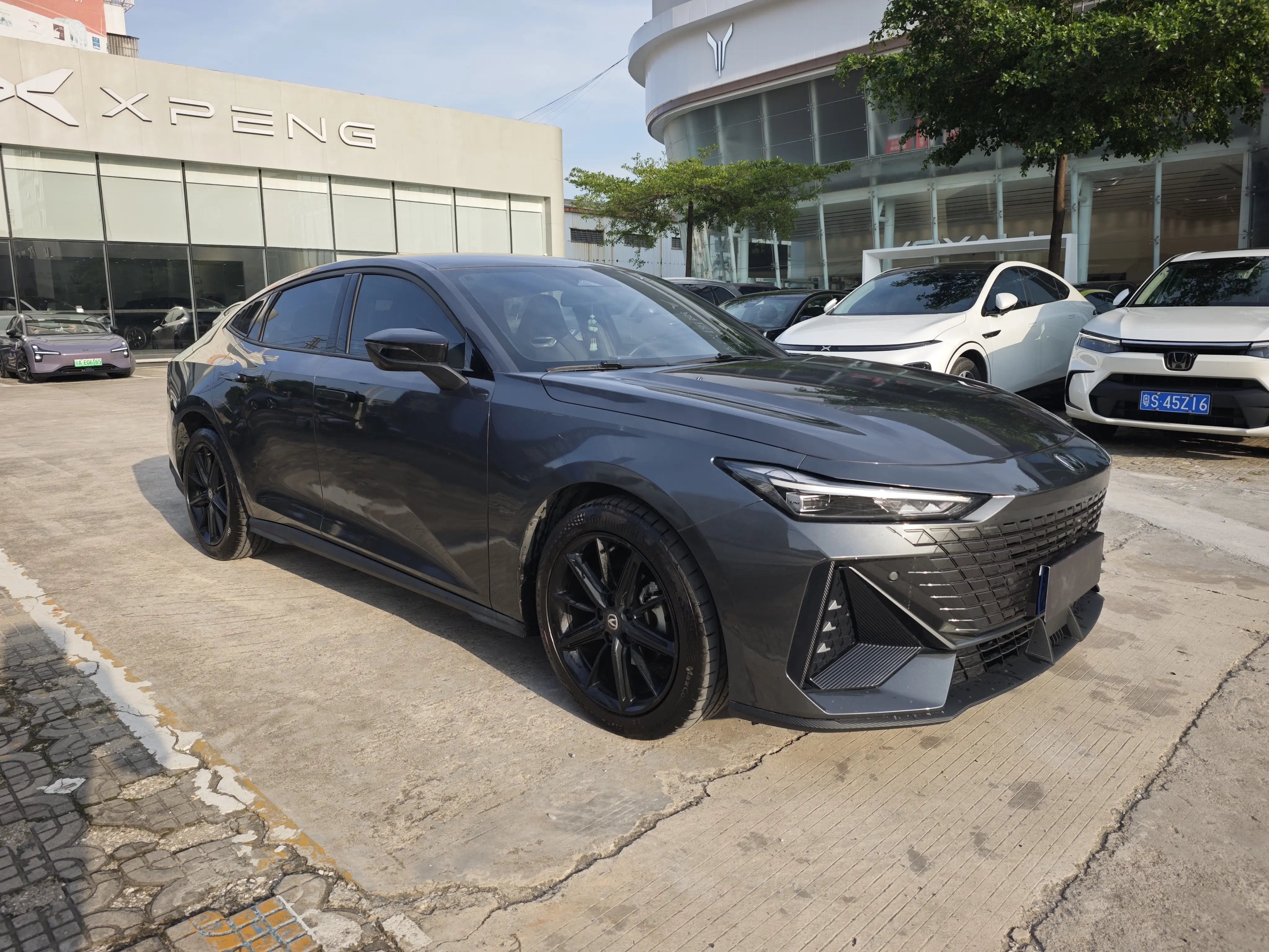 Changan UNI-V