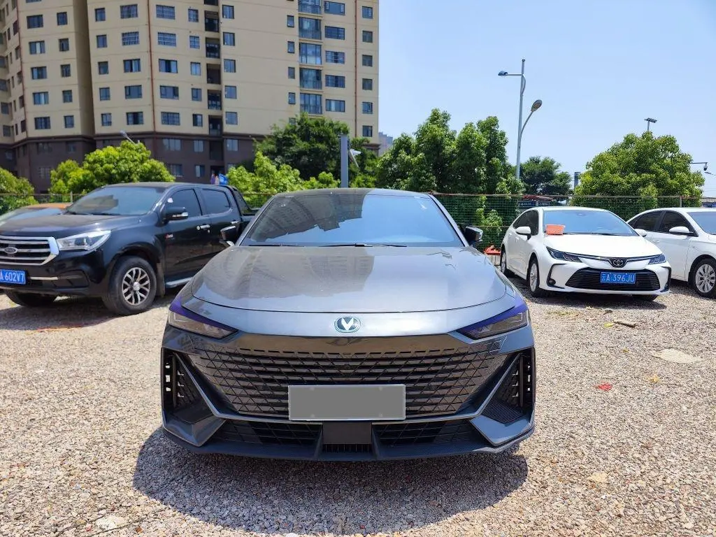 Changan UNI-V