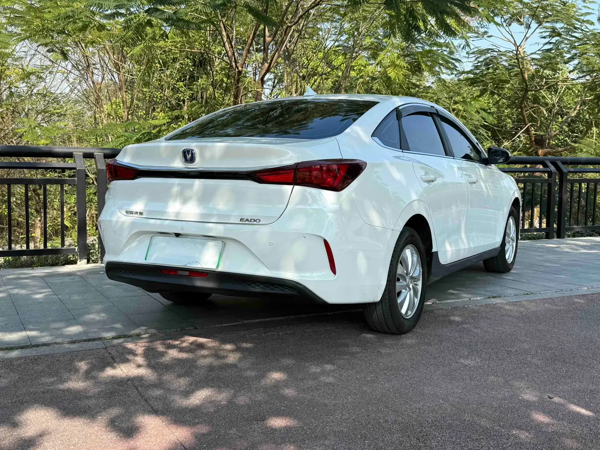 Changan Eado EV