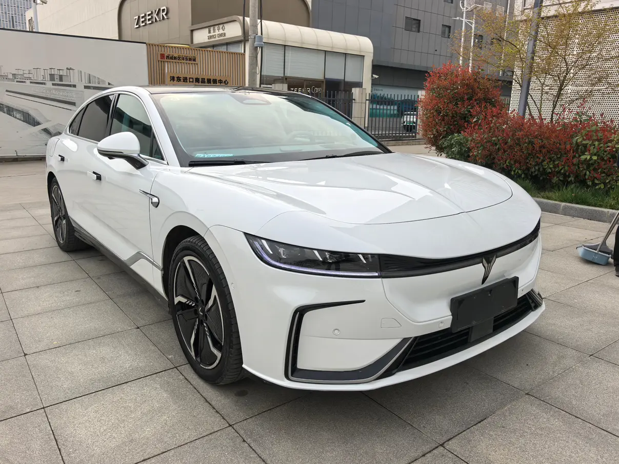 Voyah Passion EV