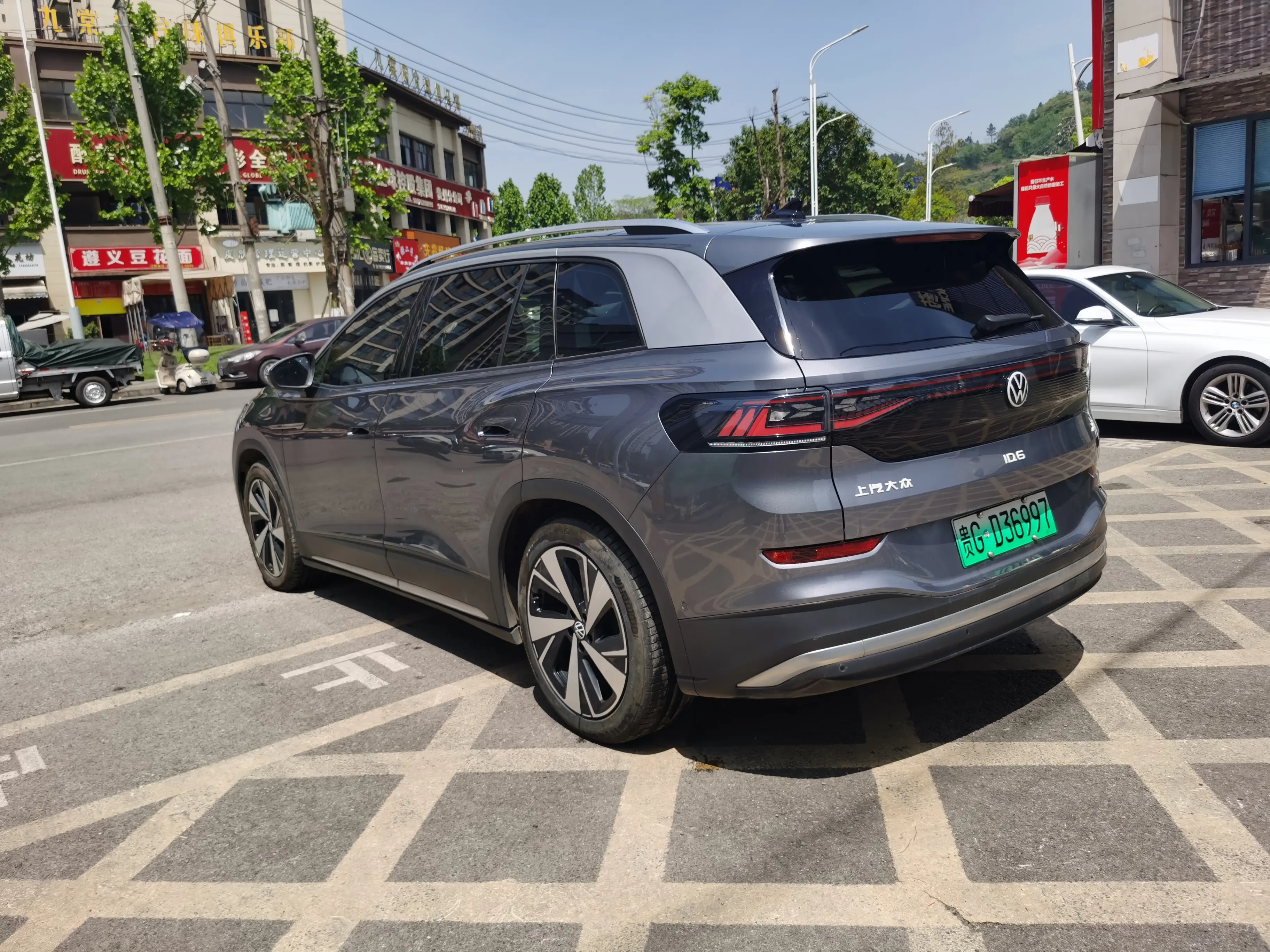 Volkswagen ID.6X