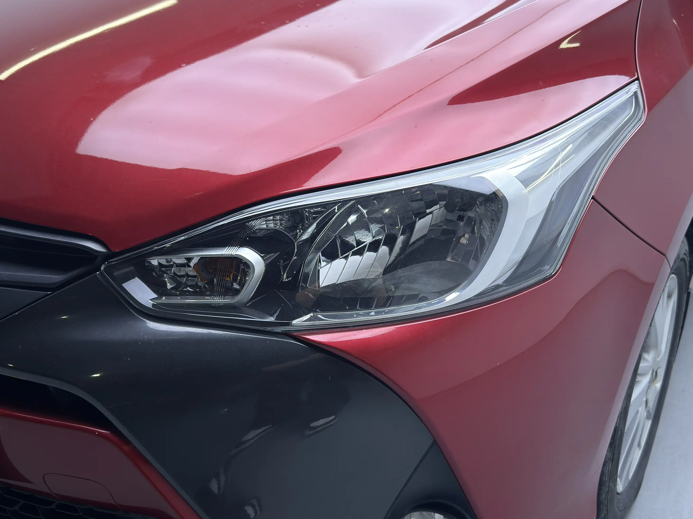 Toyota Yaris L