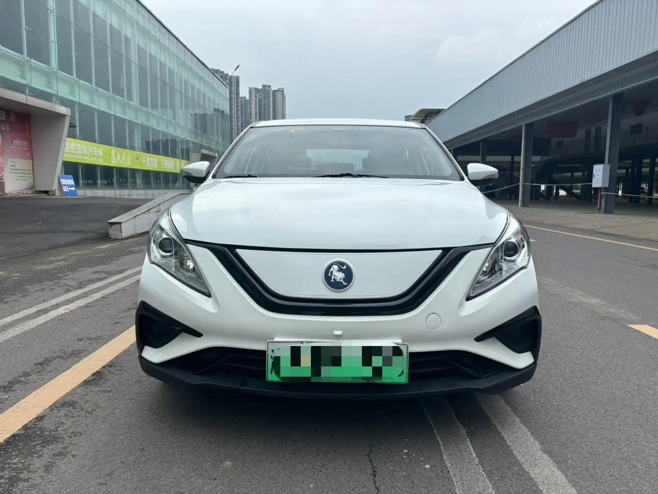 Forthing Fengxing S50 EV