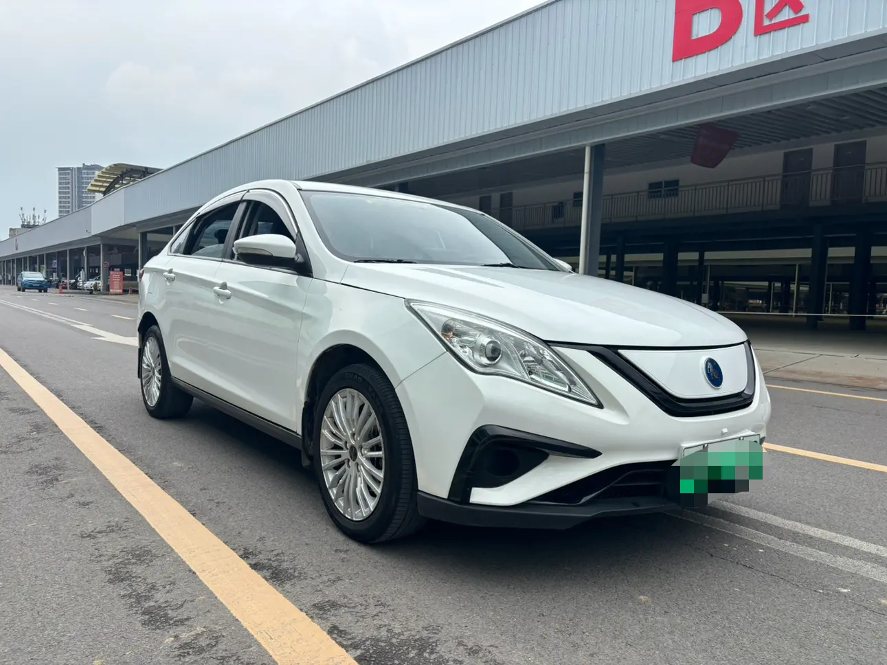 Forthing Fengxing S50 EV