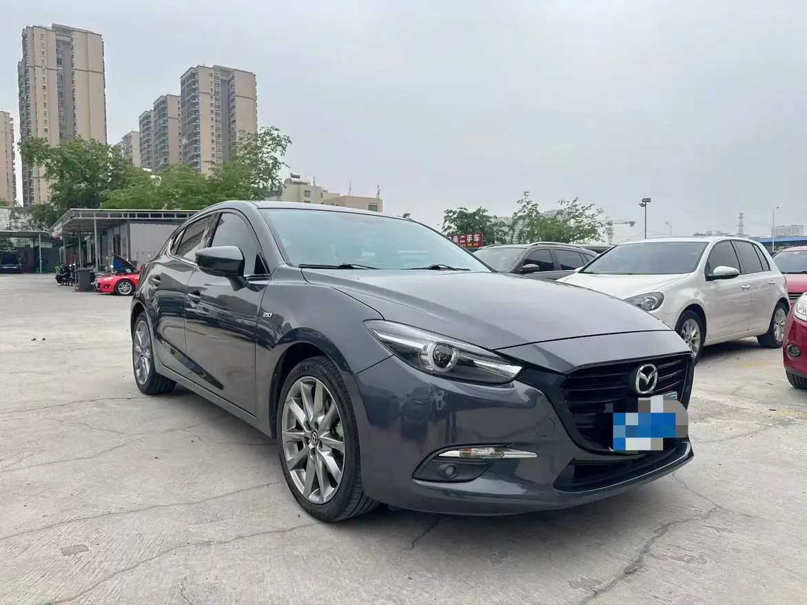 Mazda Axela