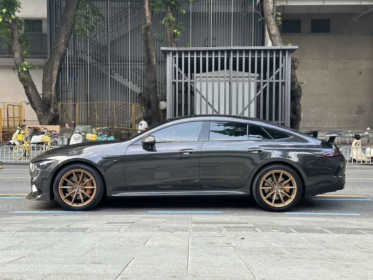 Mercedes-Benz AMG GT