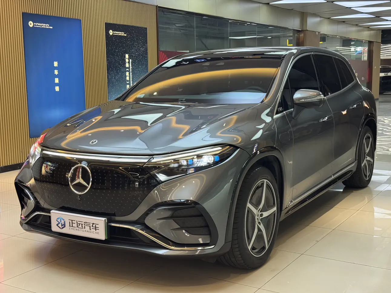 Mercedes-Benz EQS SUV