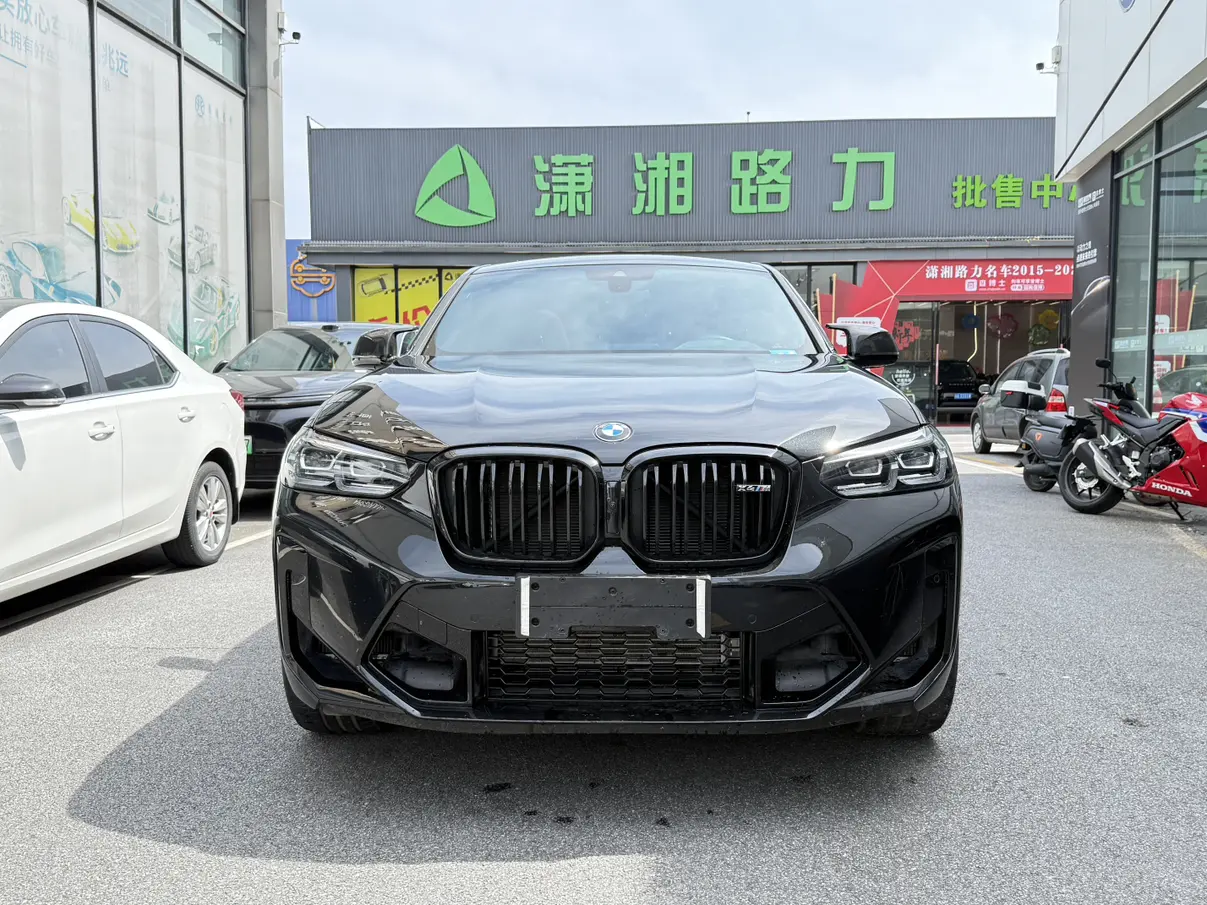 BMW X4 M