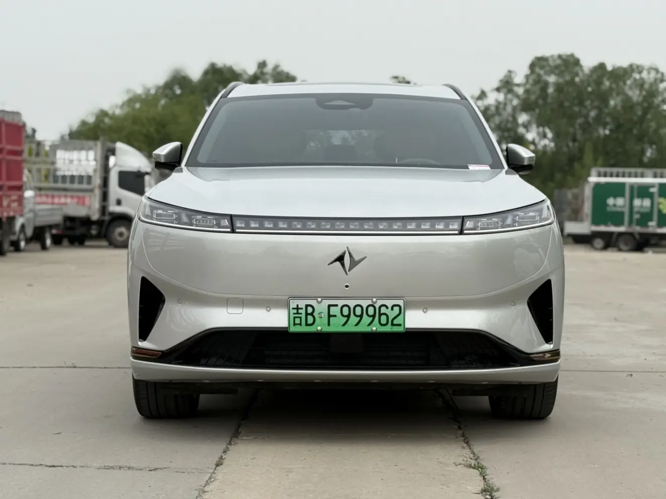 Dongfeng Yipai 008