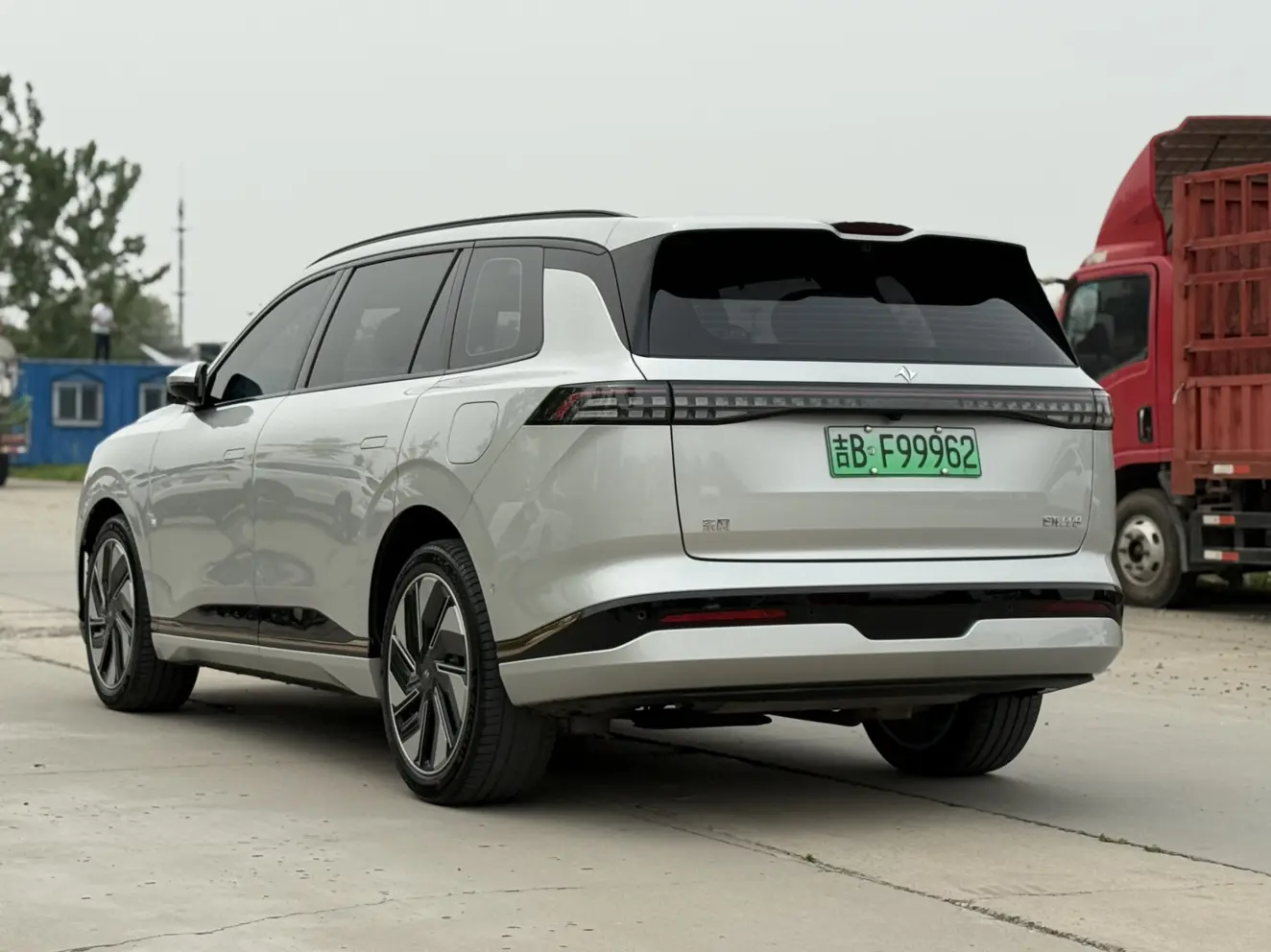 Dongfeng Yipai 008