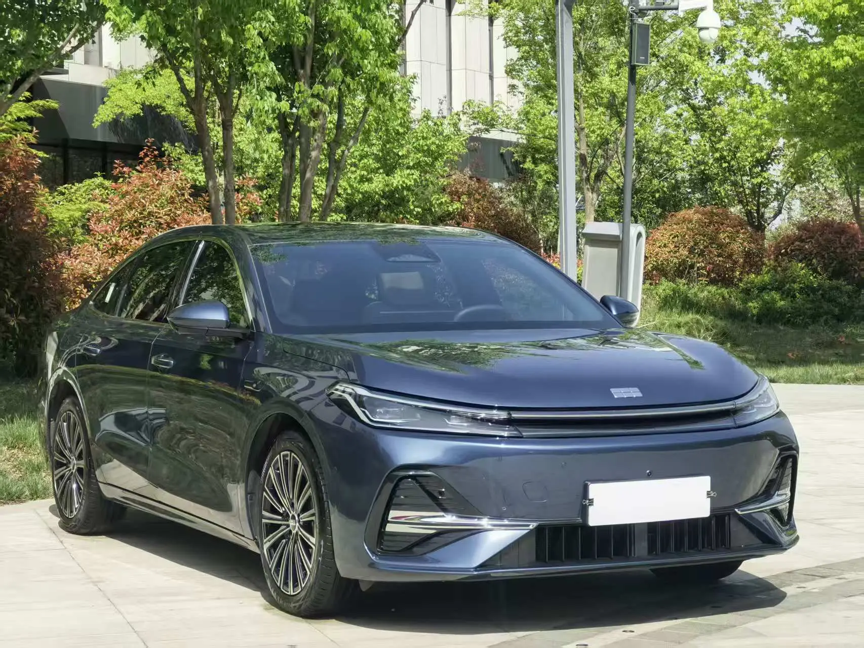 Geely Galaxy A7 EM